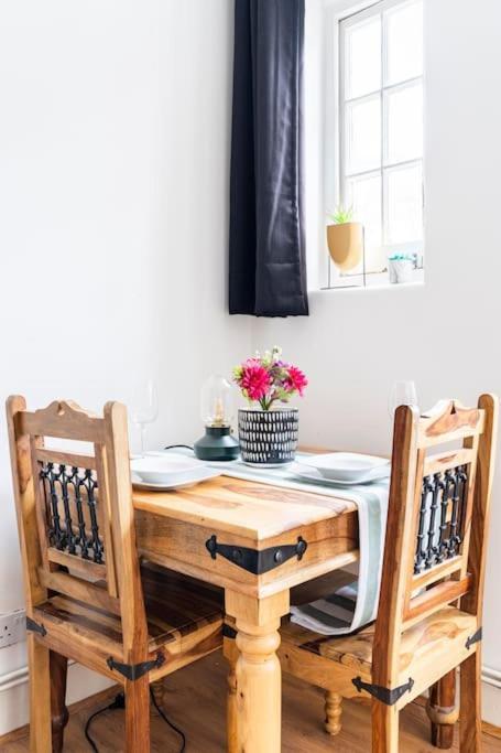 Cozy Apt In Central לונדון מראה חיצוני תמונה