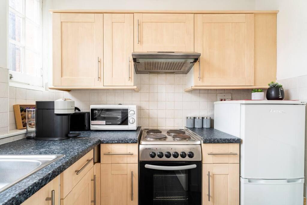 Cozy Apt In Central לונדון מראה חיצוני תמונה