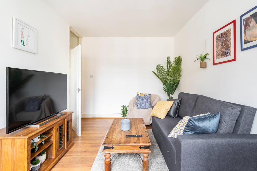 Cozy Apt In Central לונדון מראה חיצוני תמונה